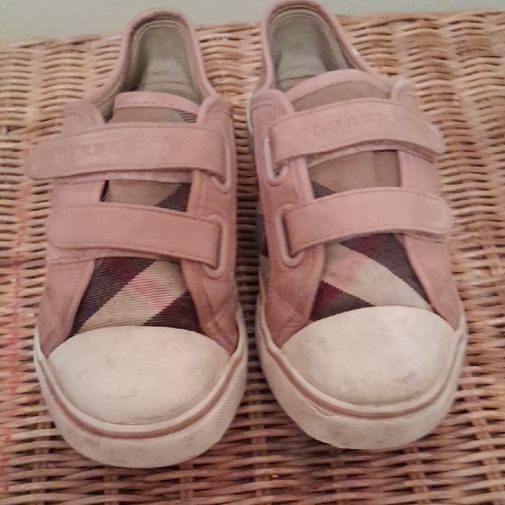 Authentic Burberry Kids Pink Plaid Sneakers Size 33
